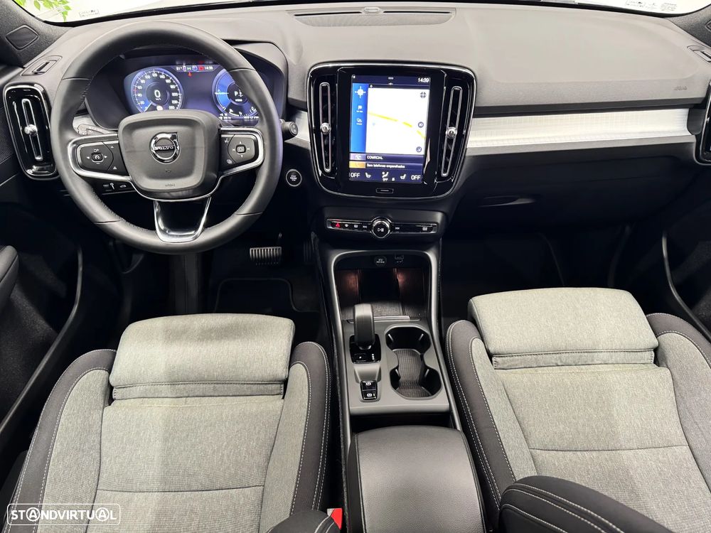 Volvo XC 40 T4 Recharge DKG Essential - 19