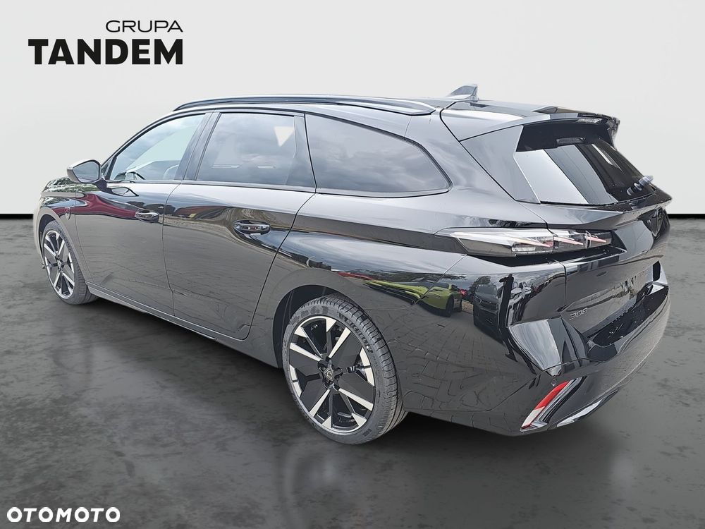 Peugeot 308 - 8