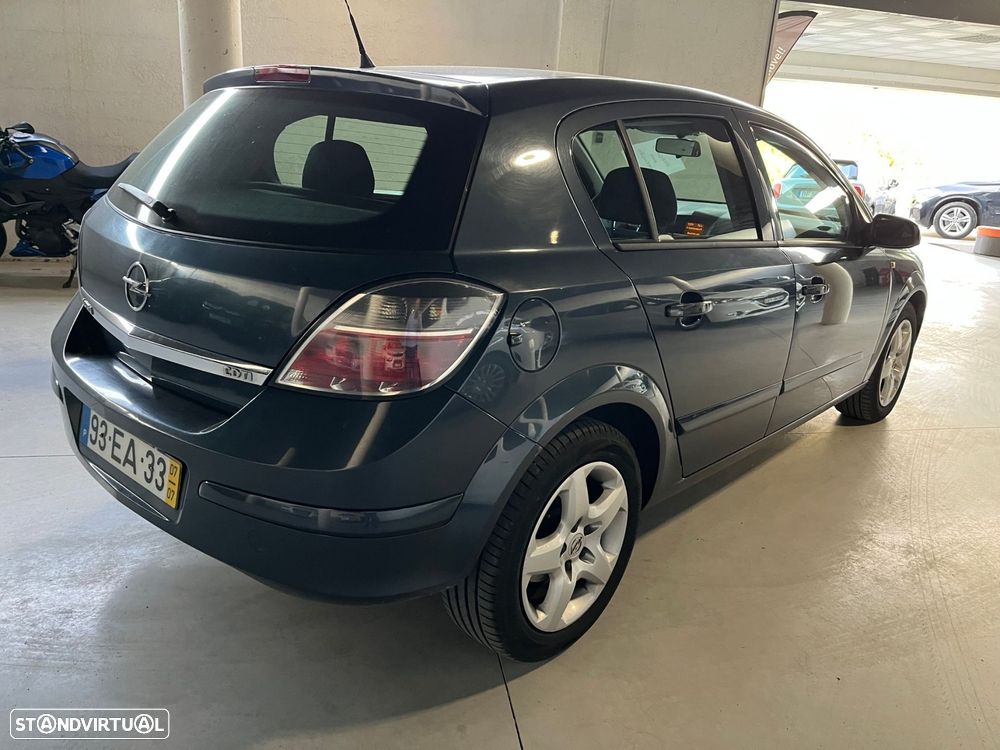 Opel Astra 1.3 CDTI Cosmo - 5