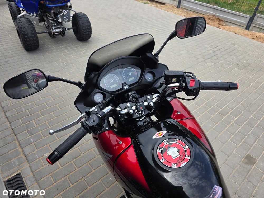 Honda CBF - 19