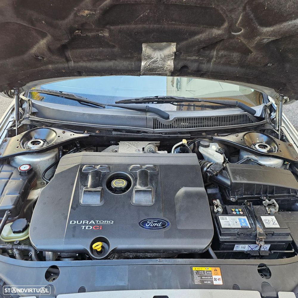 Ford Mondeo 2.0 TDCI Trend - 32