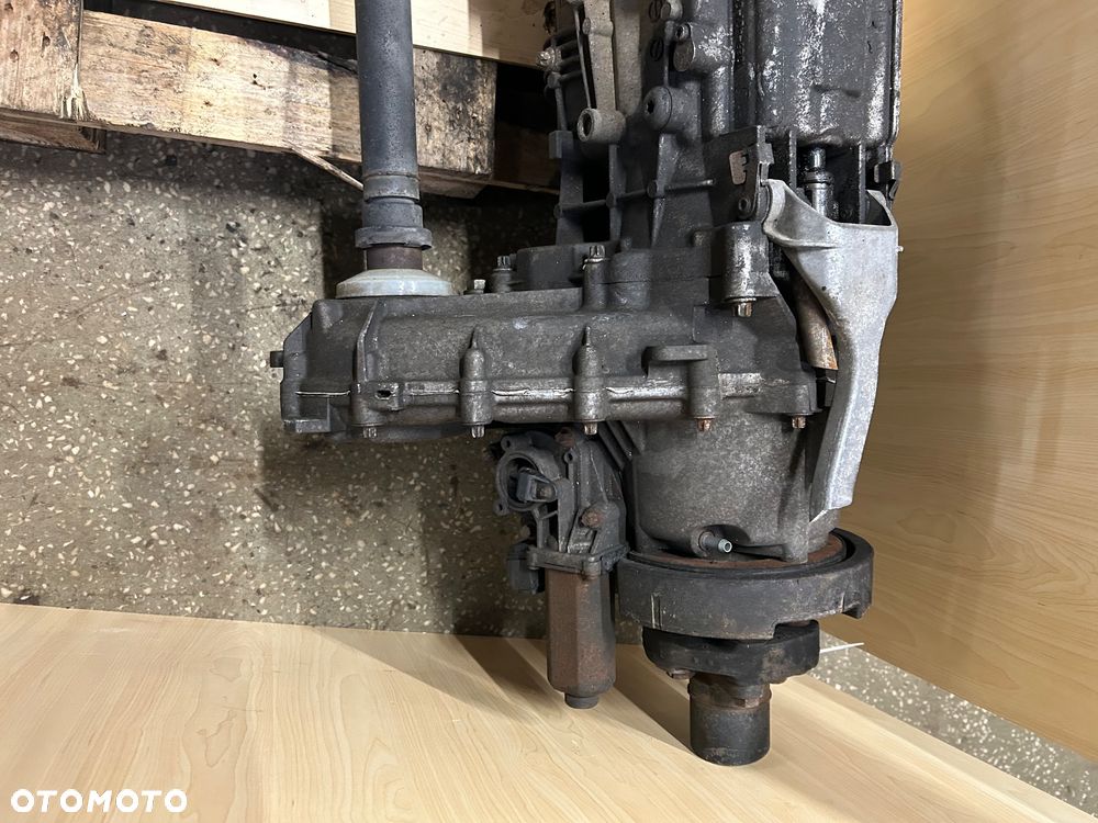 REDUKTOR SKRZYNI SKRZYNIA KATOWA 2004 M54B30S3 3.0i x5 e53 - 1