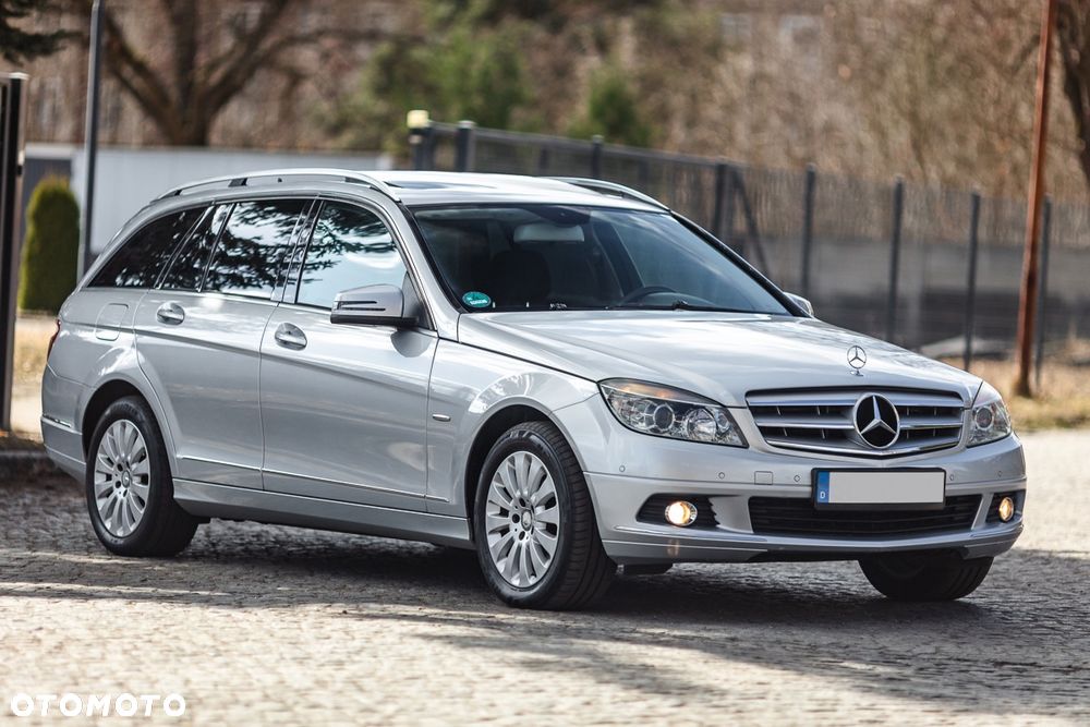 Mercedes-Benz Klasa C 180 BlueEFFICIENCY Elegance - 11