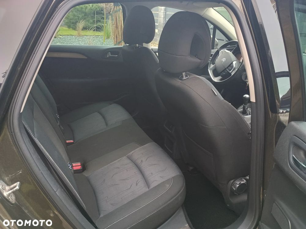 Citroën C4 VTi 120 Selection - 17