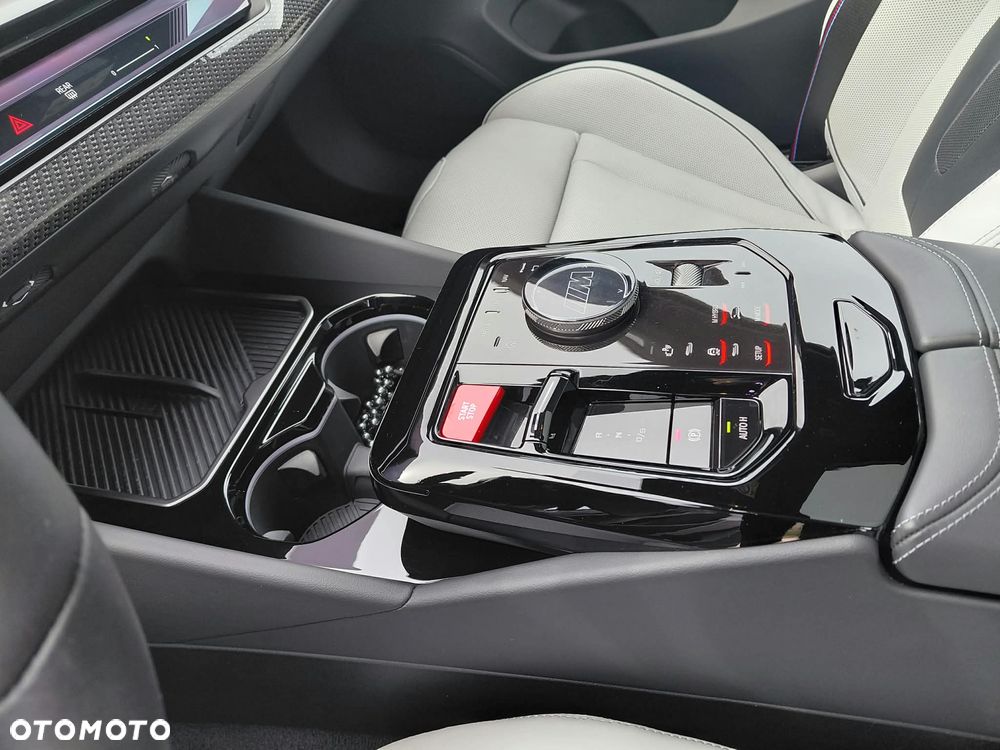 BMW M5 Standard - 12