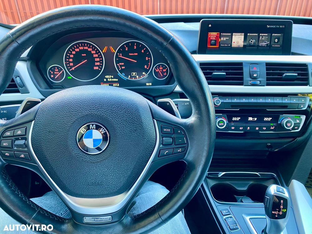 BMW Seria 3 320d Aut. - 10