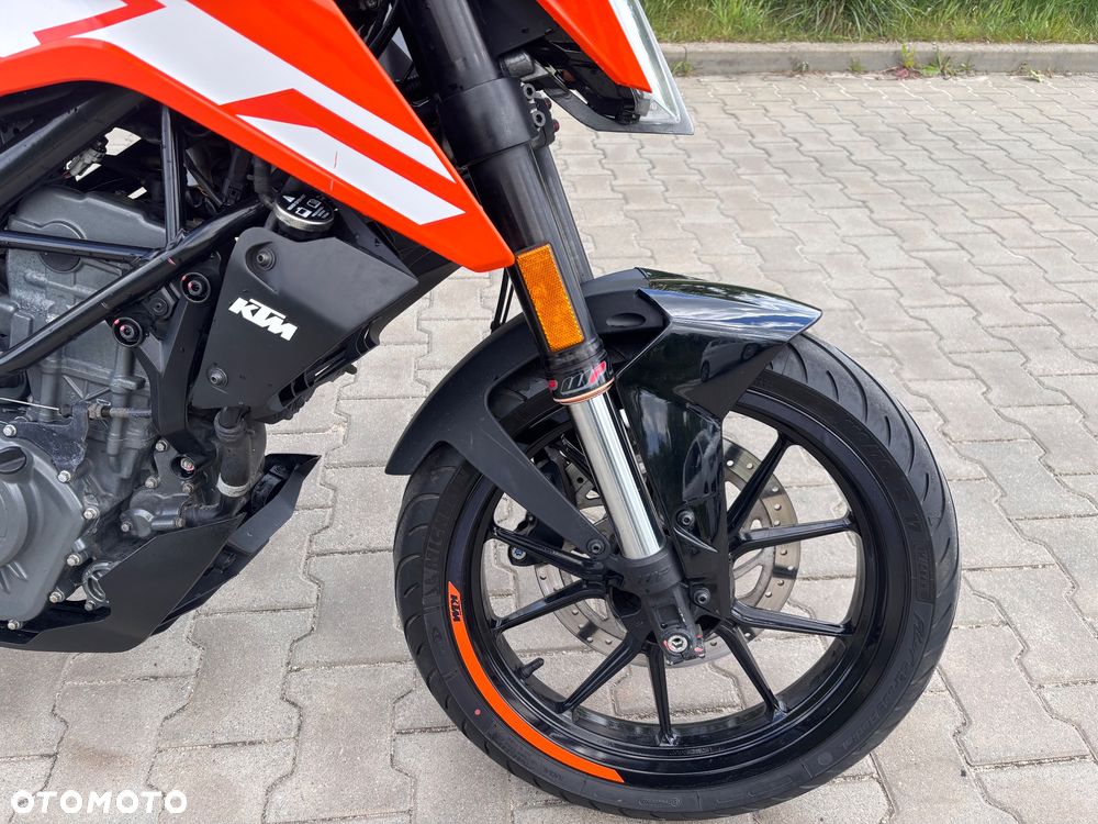 KTM Duke 125 - 11