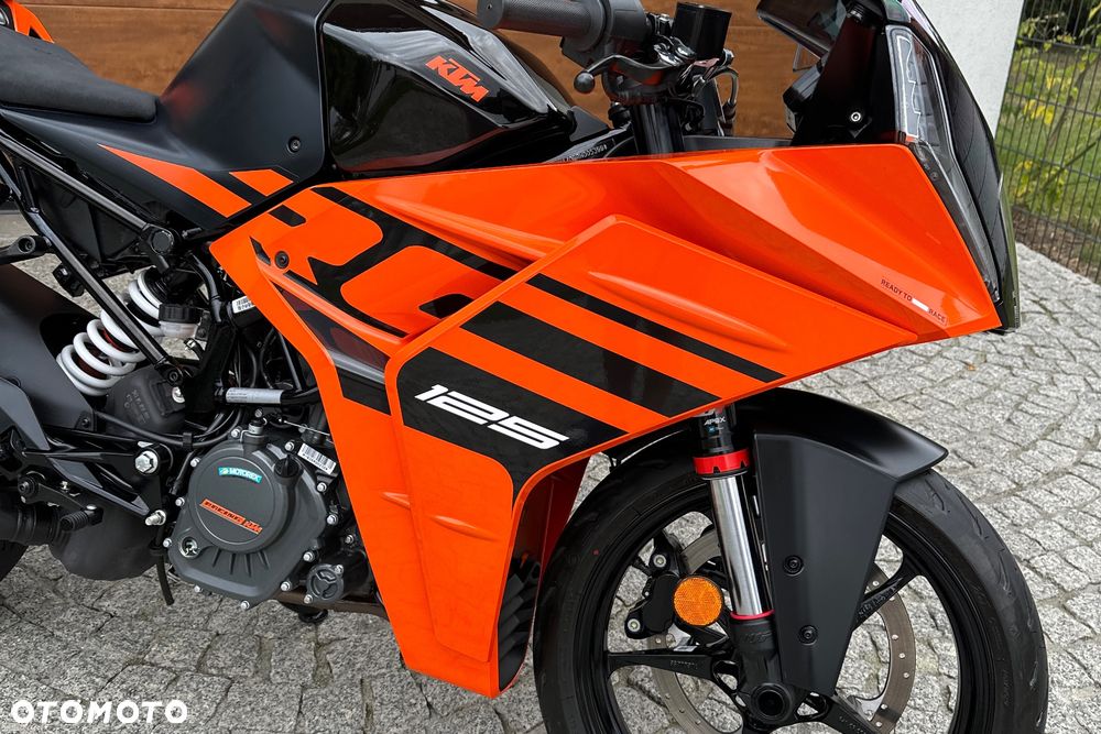KTM RC 125 - 6