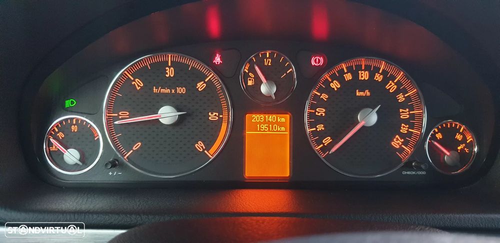 Peugeot 407 HDi FAP 135 Sport - 23