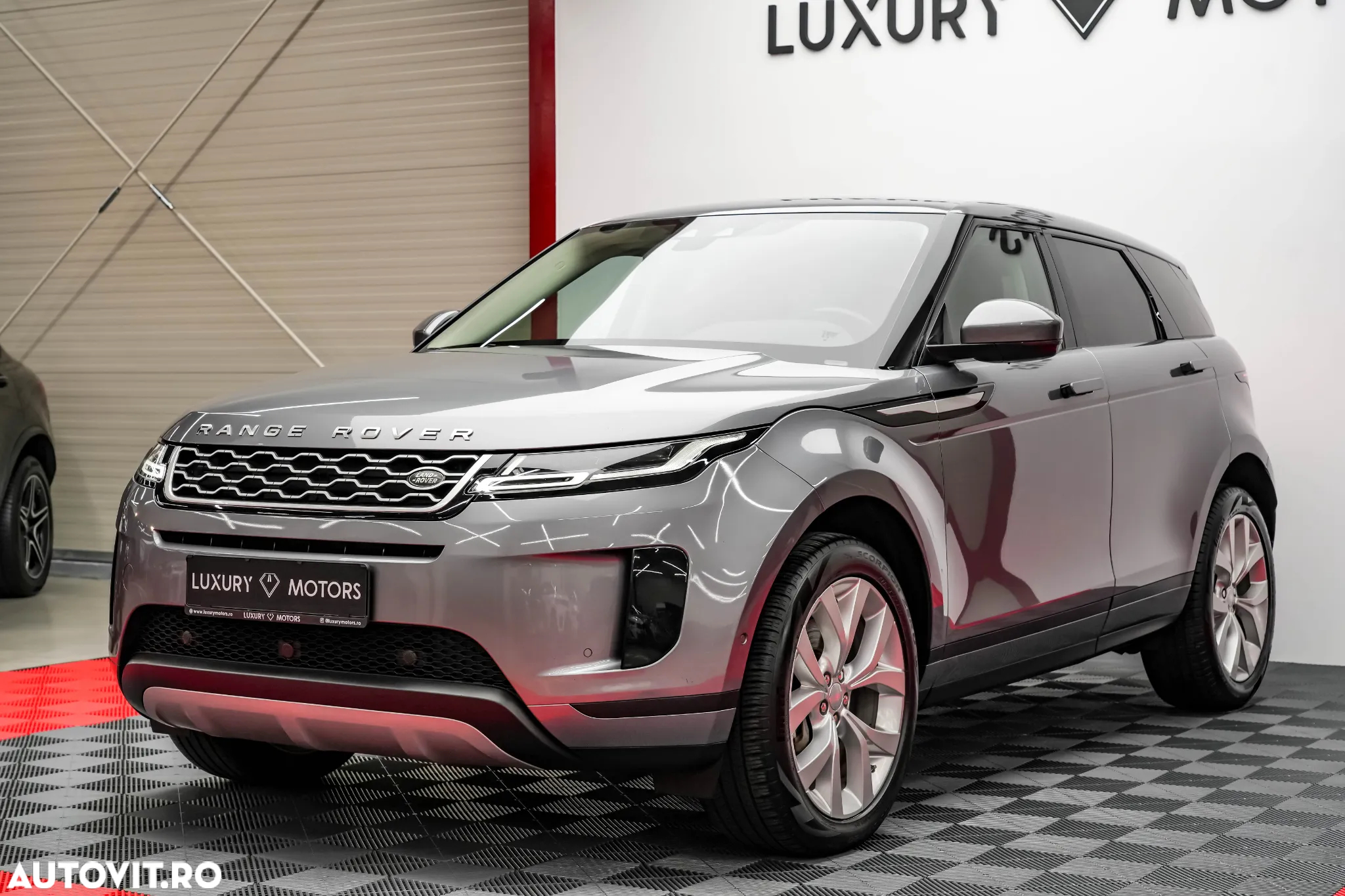 Land Rover Range Rover Evoque 2.0 D150 SE - 30