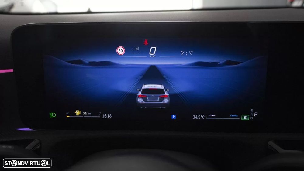 Mercedes-Benz A 200 AMG Line Aut. - 26