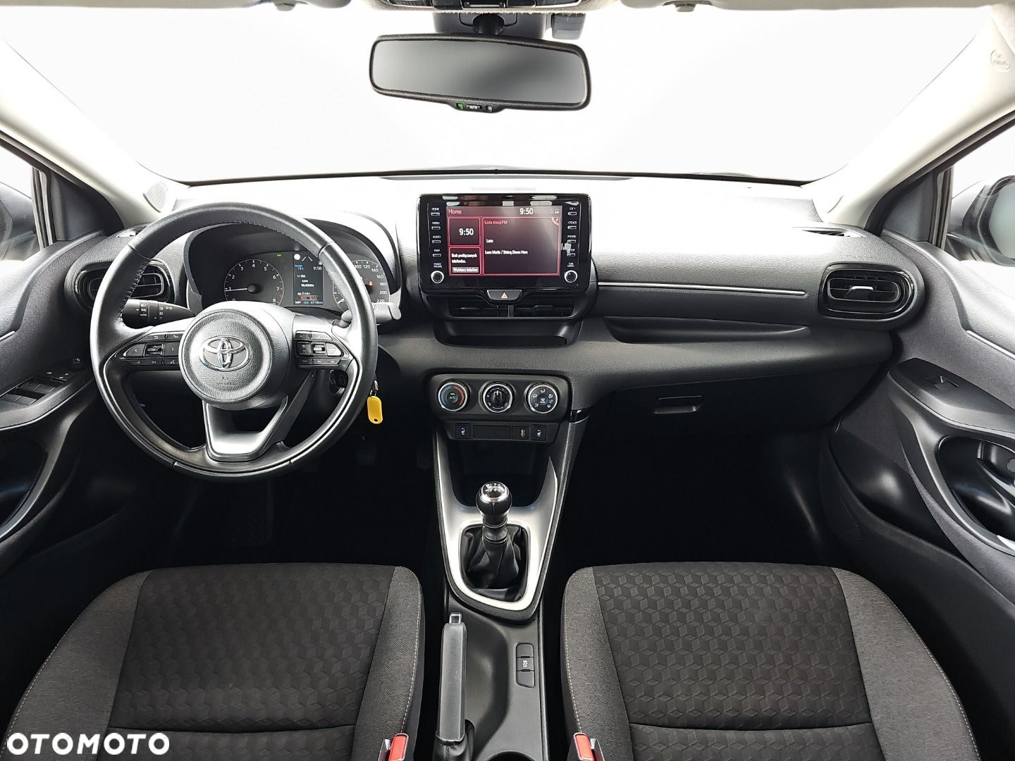 Toyota Yaris - 22