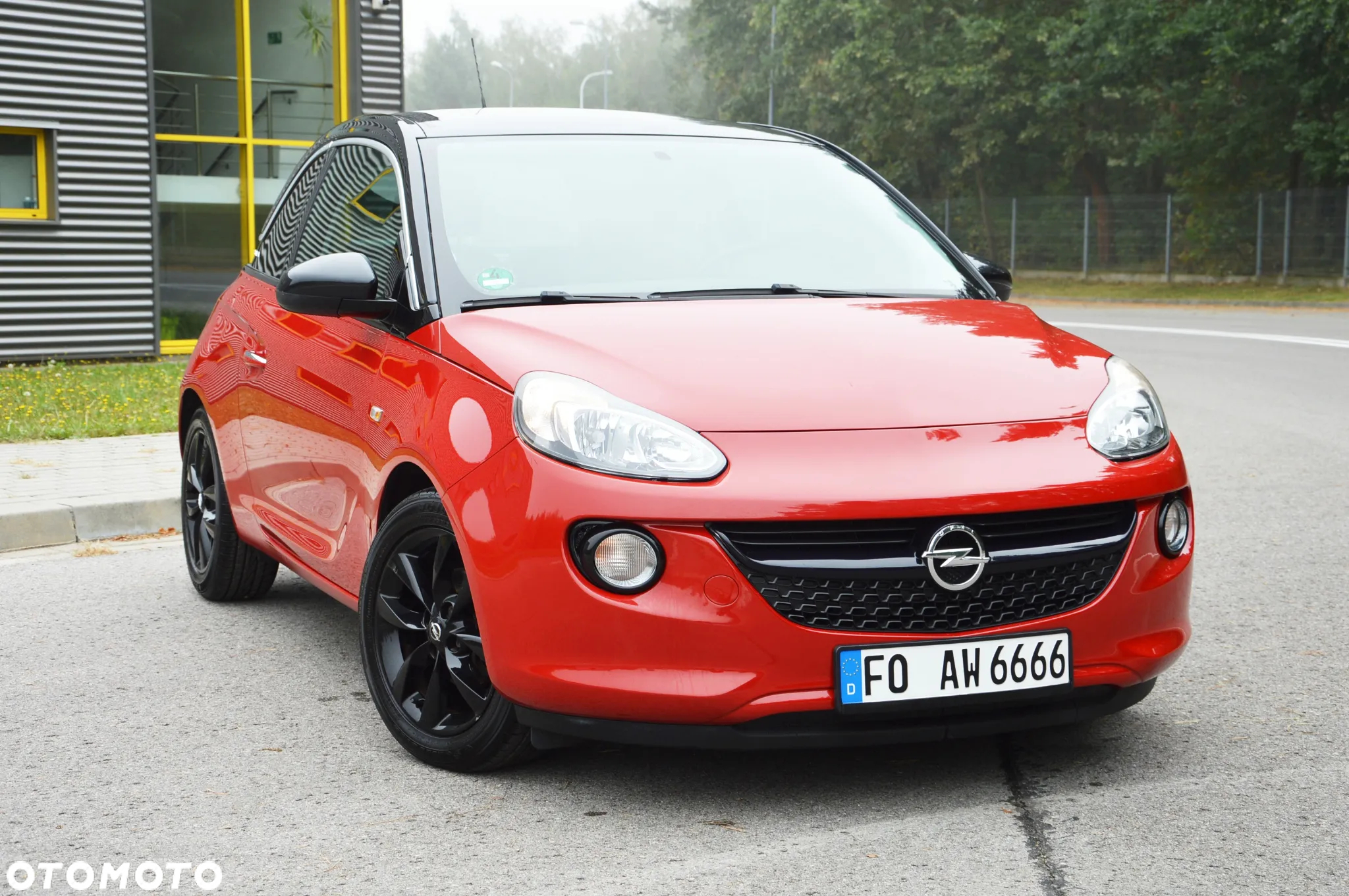 Opel Adam 1.2 Black Jack S&S - 5