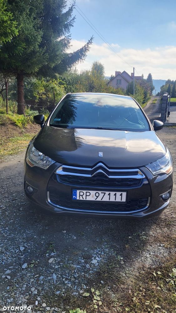 Citroën DS4 1.6 e-HDi SoChic MCP - 15