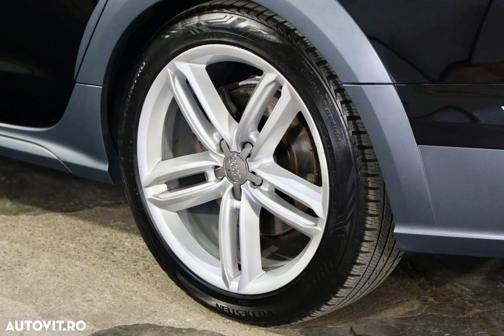 Audi A6 Allroad 3.0 TDI S tronic - 35