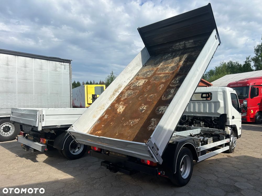 Mitsubishi FUSO CANTER 7C18 / WYWROTKA 3-STRONNA / 2 SZTUKI / TYLKO 12 TYS. KM PRZEBIEGU / POLSKI SALON / PRAWO JAZDY KATEGORIA "C' Z TACHOGRAFEM / DUŻA ŁADOWNOŚĆ 4075 KG !! - 4