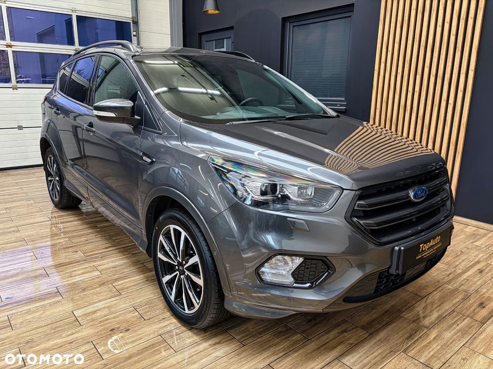 Ford Kuga 1.5 EcoBoost 2x4 ST-Line - 4