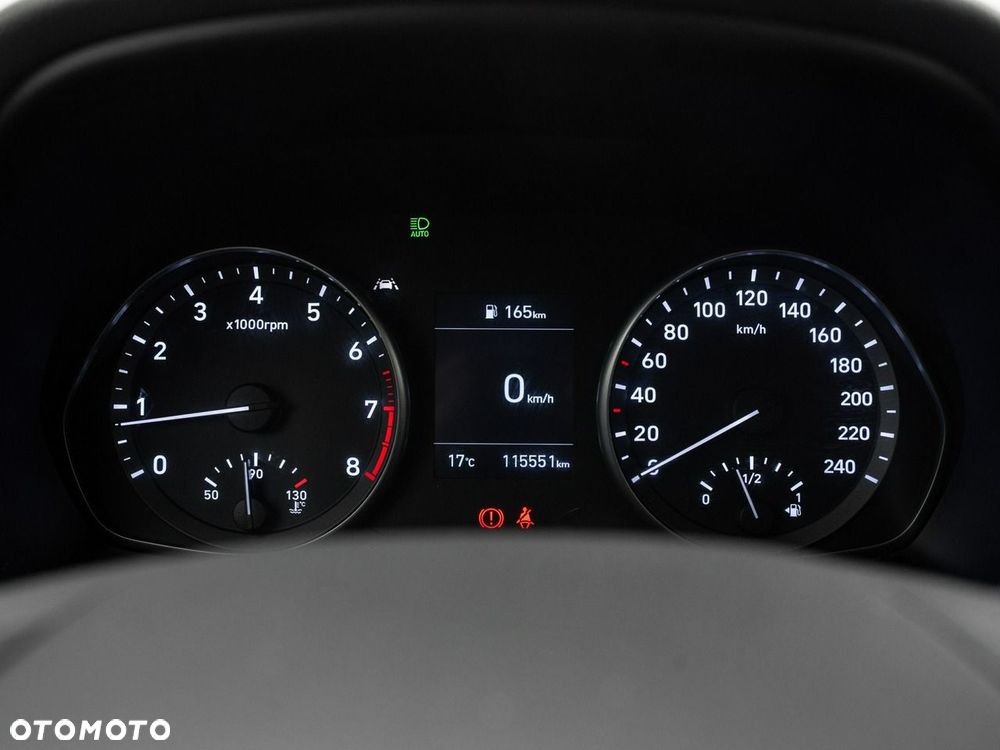 Hyundai i30 1.5 DPI Classic + - 13