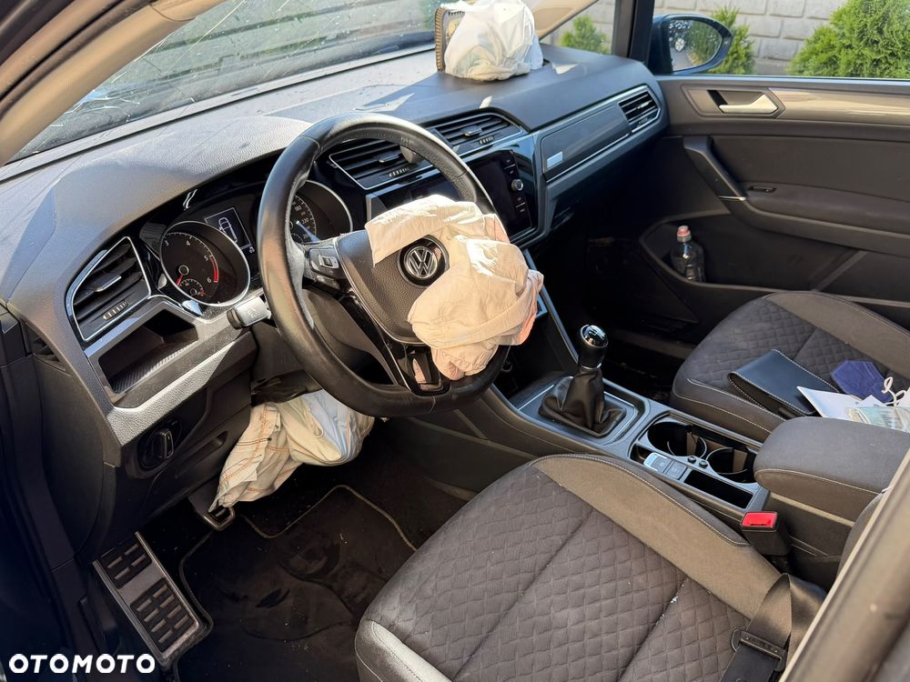 Volkswagen Touran 1.6 TDI SCR Join - 6