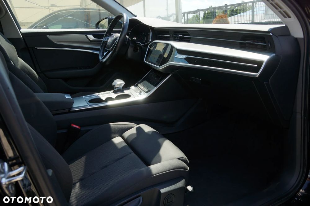 Audi A6 Avant 40 TDI quattro S tronic - 28