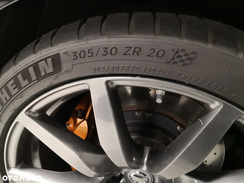 Nissan GT-R Black Edition - 22