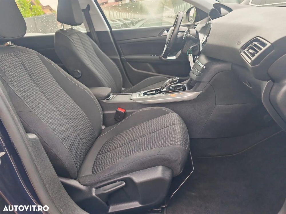 Peugeot 308 1.5L BlueHDI 130 S&S EAT8 Style - 13