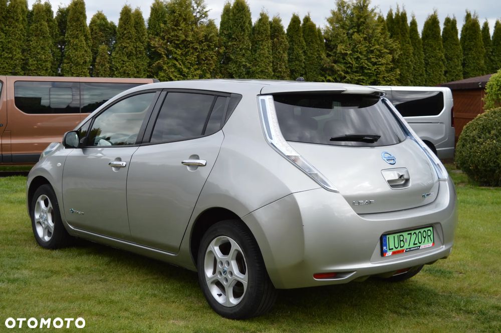 Nissan Leaf 24 kWh (mit Batterie) Visia - 4
