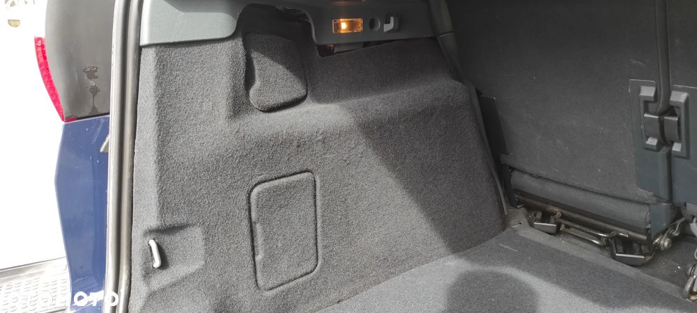 Ford C-MAX - 22