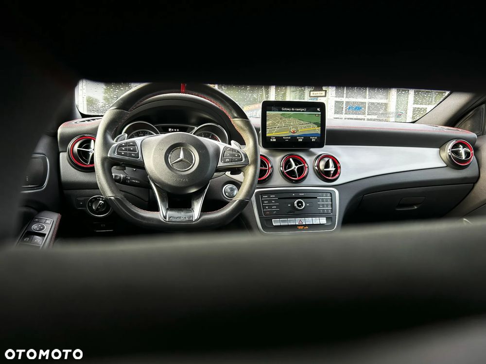 Mercedes-Benz GLA AMG 45 4-Matic - 21