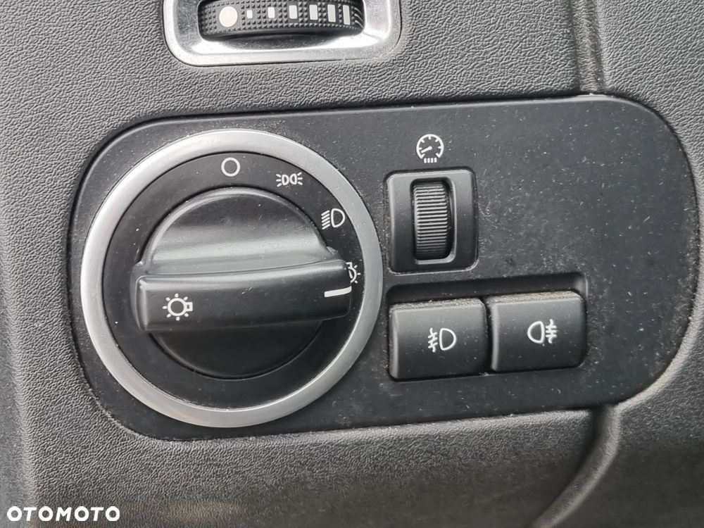 Land Rover Discovery - 9