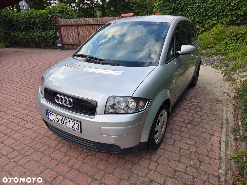 Audi A2 1.4 - 4