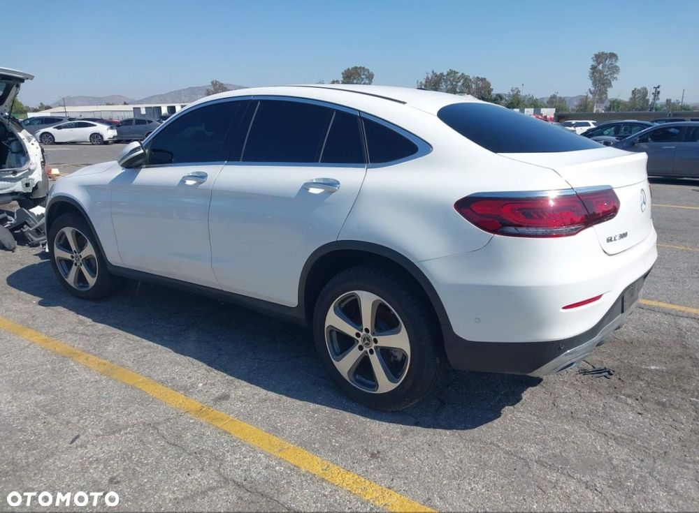 Mercedes-Benz GLC - 7