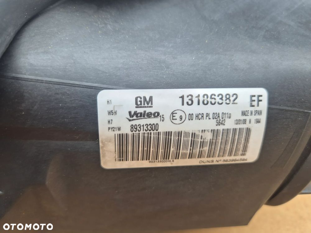 Opel Corsa D reflektor prawy.Valeo.EU.100%. - 10