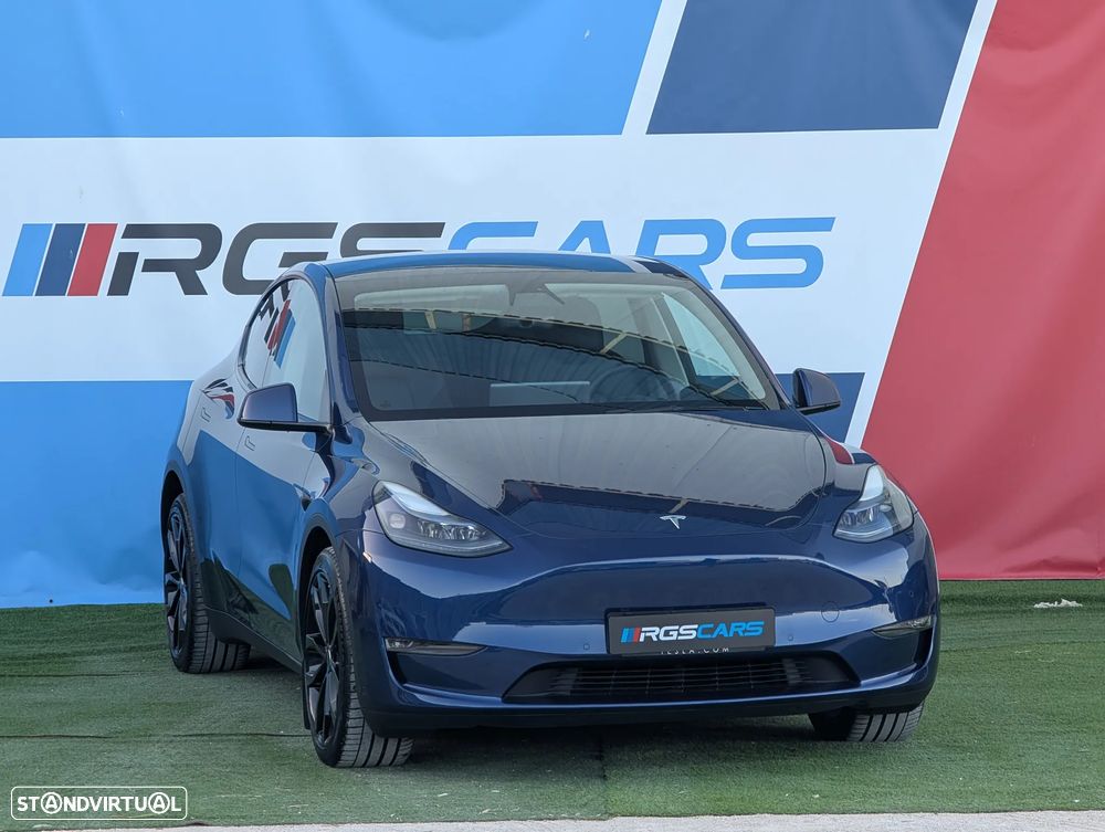 Tesla Model Y Long Range Dual Motor AWD - 2