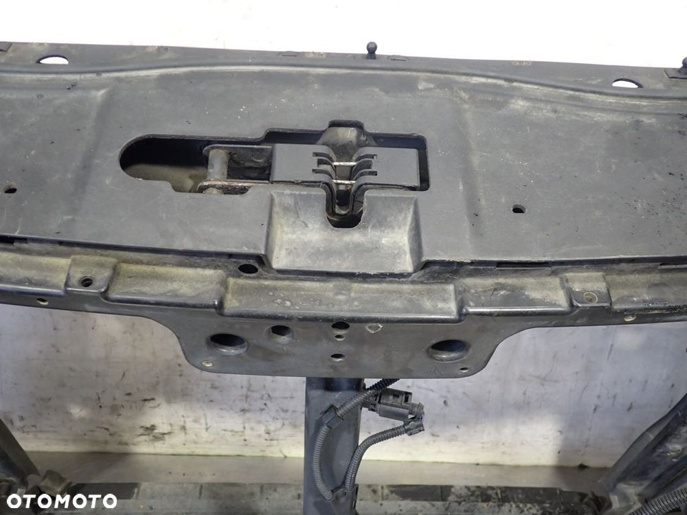 PAS PRZEDNI VOLKSWAGEN TOUAREG 5.0 - 6