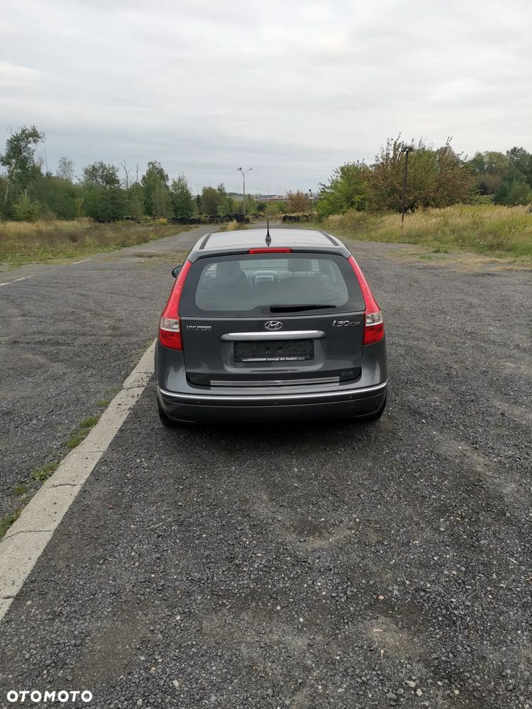 Hyundai i30 - 23
