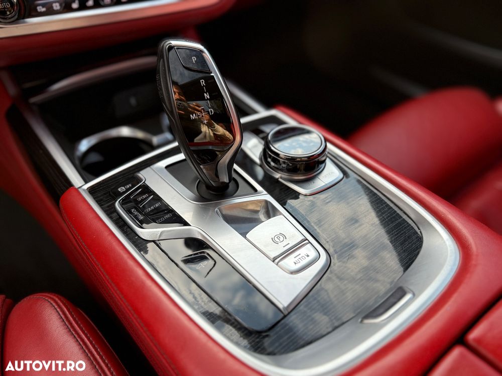 BMW Seria 7 740Li - 11