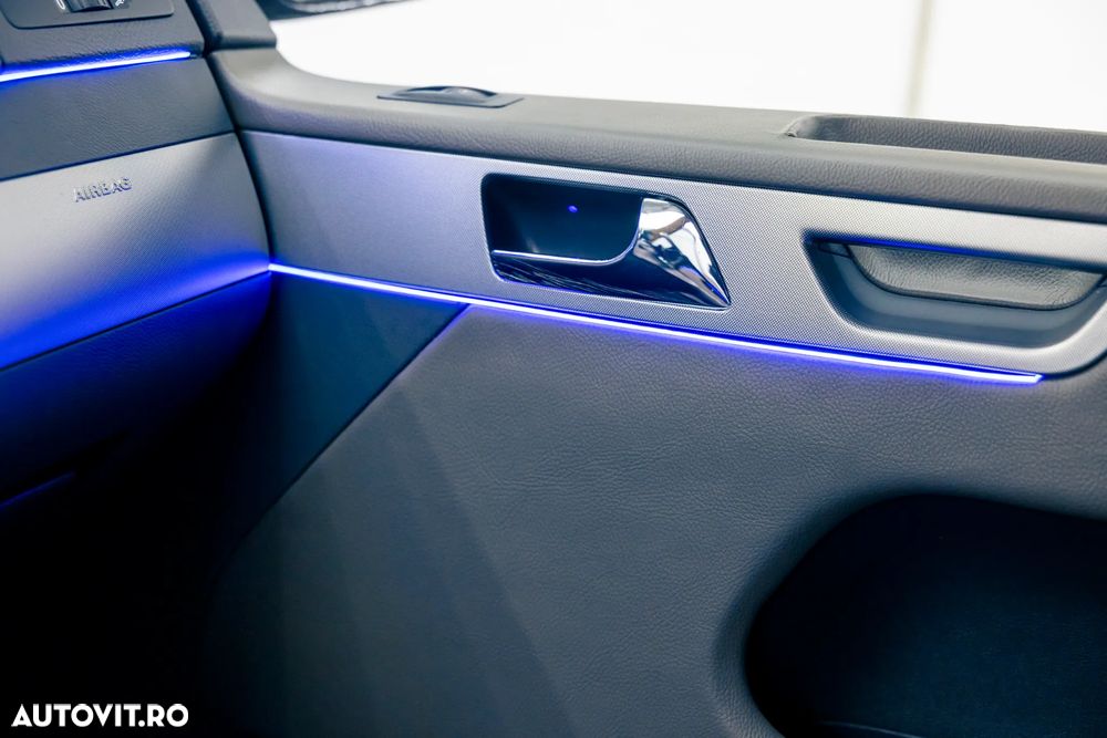 Volkswagen Multivan - 27