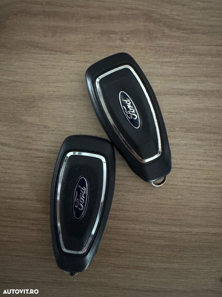 Ford Focus 1.0 EcoBoost Titanium - 13