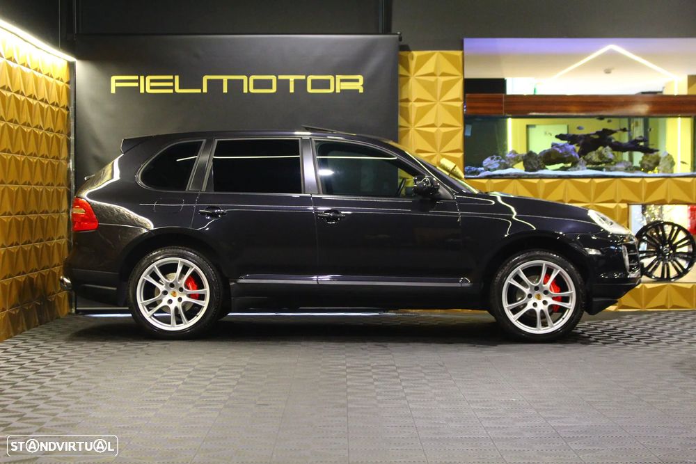 Porsche Cayenne Tiptronic - 7