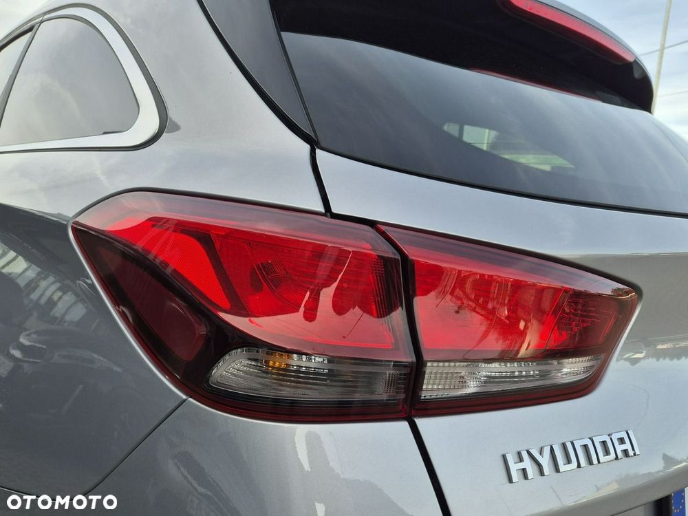 Hyundai i30 1.0 T-GDI Smart - 10