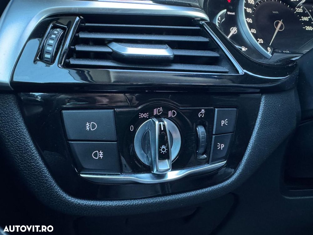 BMW Seria 5 - 21