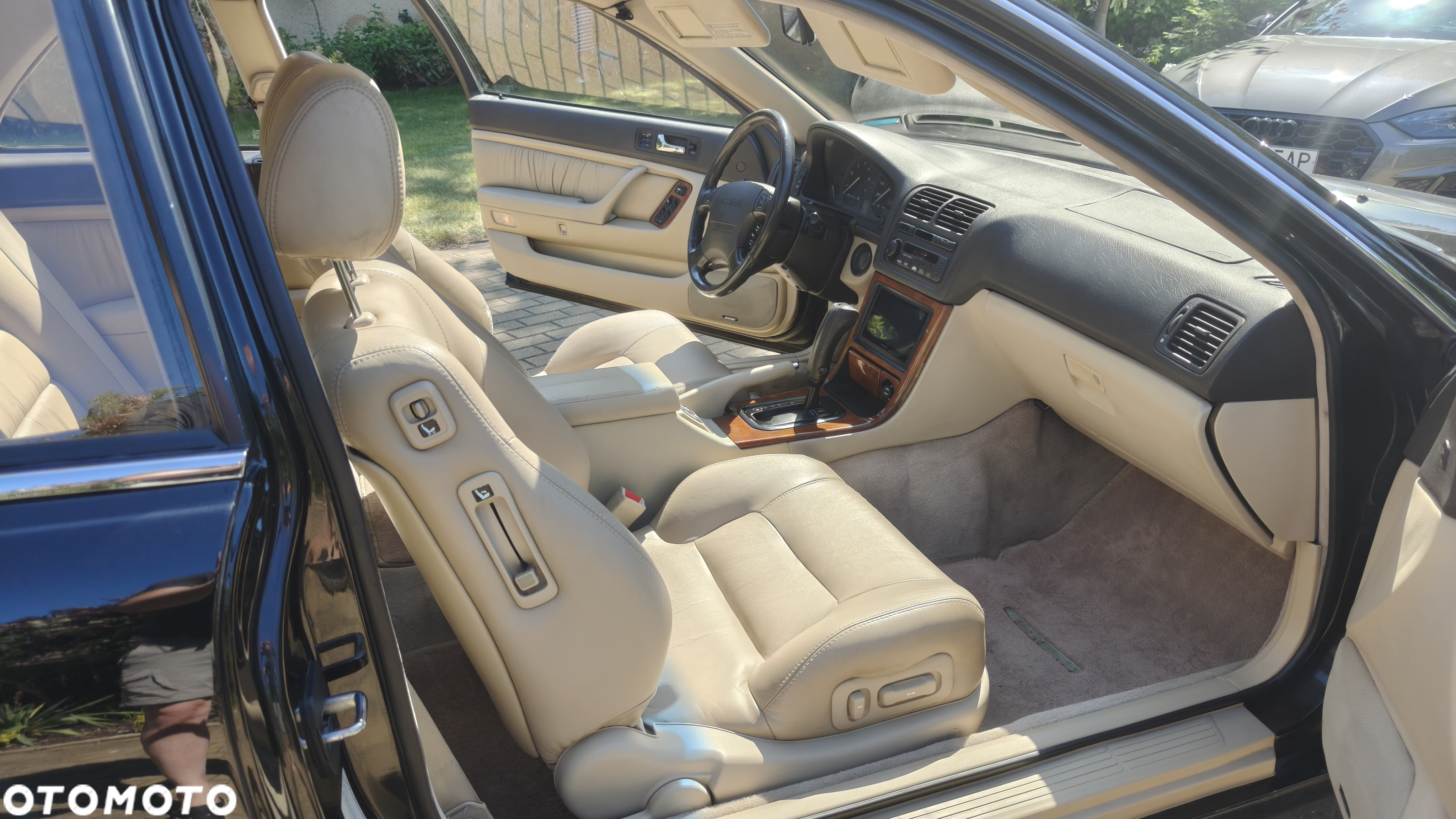 Honda Legend 3.2 - 17