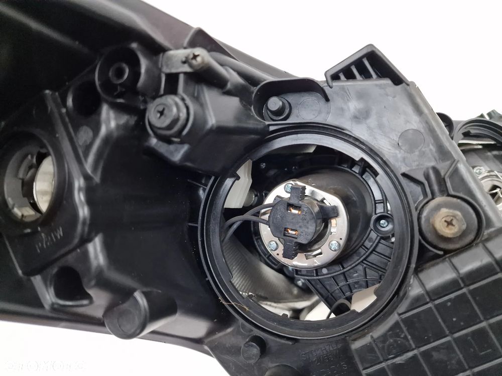 HYUNDAI I30 II 12- LEWA LAMPA PRZEDNIA PRZÓD , NR 92101-A6020 , NR AUKCJI LA519 - 21