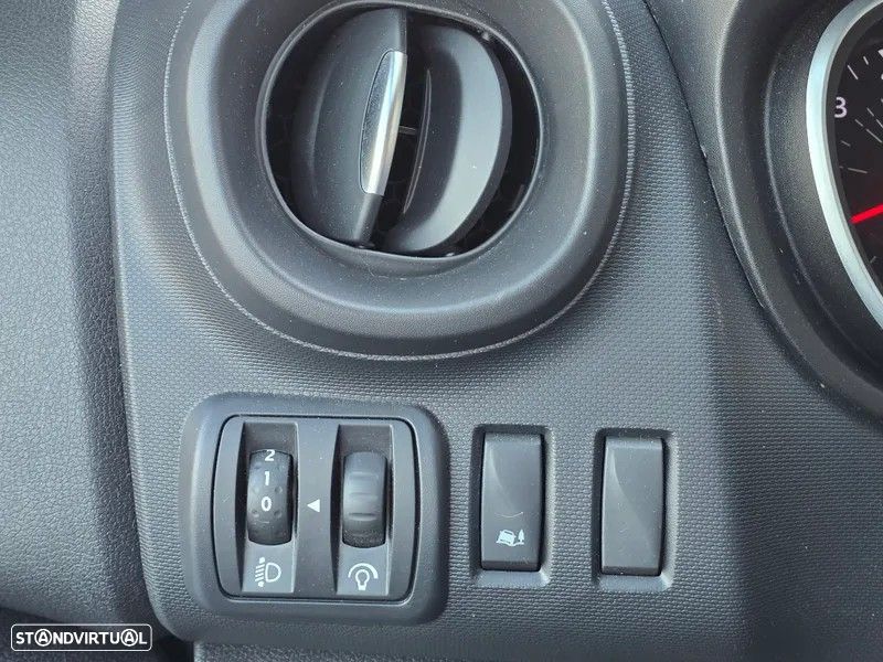 Renault Trafic 1.6 dCi L2H1 1.2T - 14