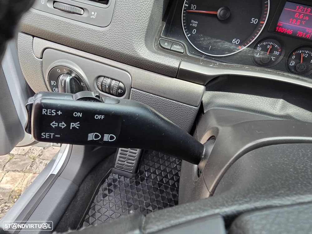 VW Golf - 19