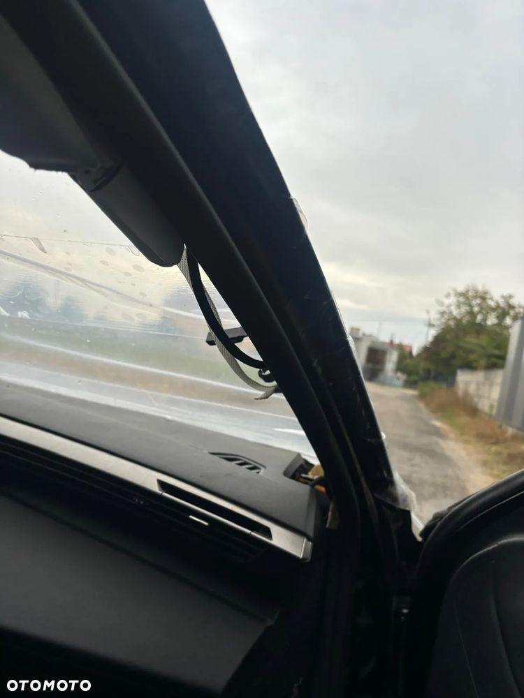 Peugeot 308 BlueHDi 130 EAT8 Style - 6