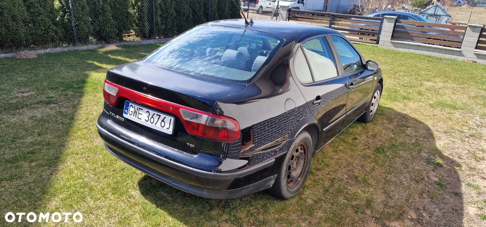 Seat Toledo 1.9 TDI Signo Emocion - 4