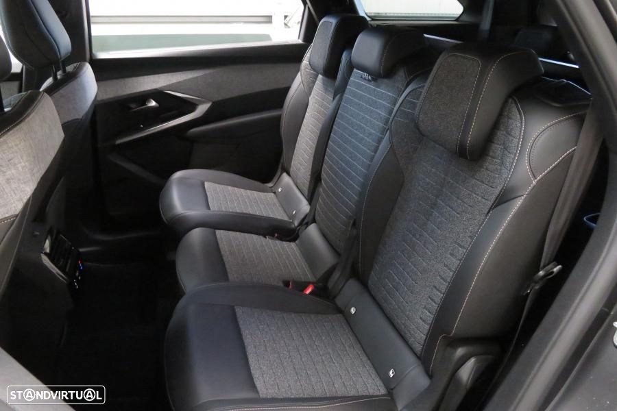 Peugeot 5008 1.2 Hybrid Allure e-DCS6 - 12