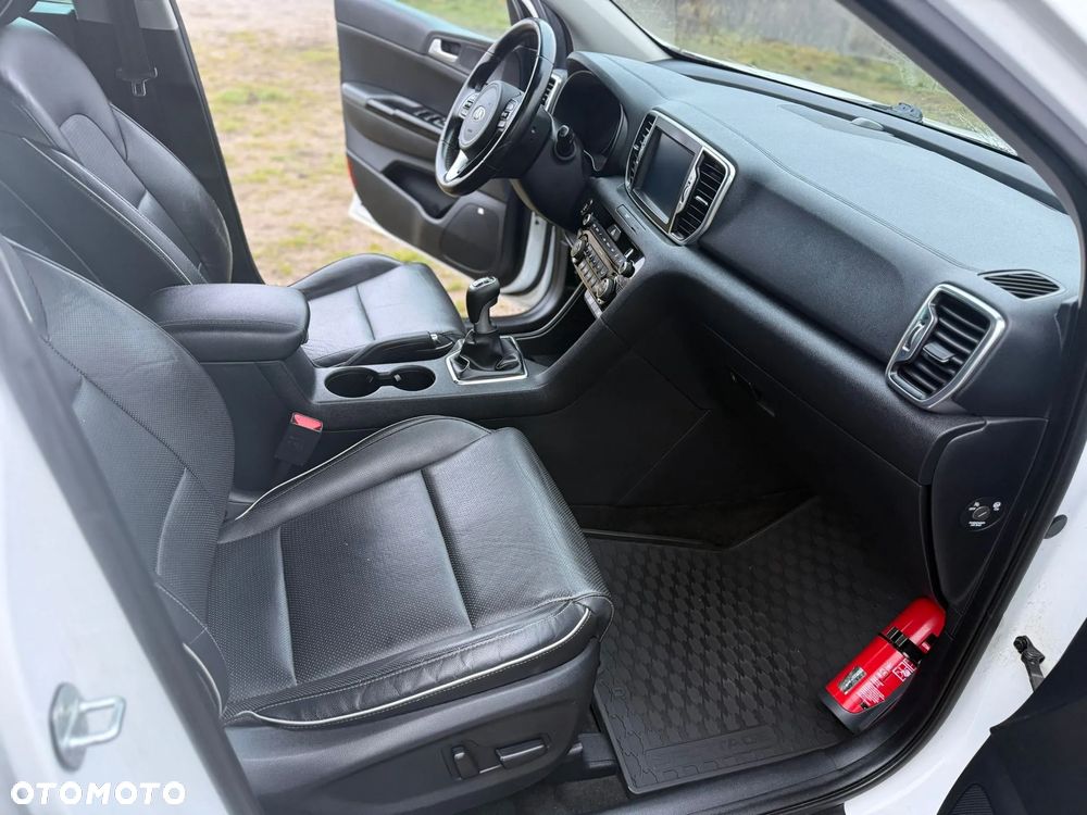 Kia Sportage 1.6 GDI 2WD Dream-Team Edition - 12